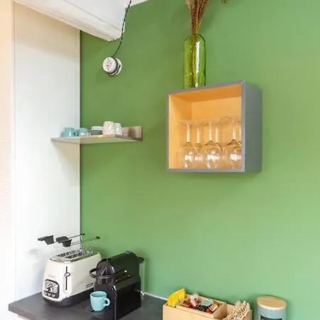 Apartment Central Station 5 Min Smartworking & Relax