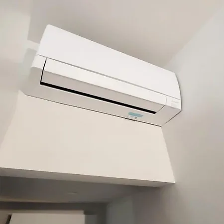 Il Melograno Sul Naviglio Milan