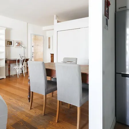 Joivy Delightful Family Flat With Terrace *