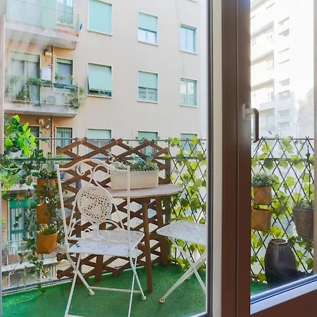 Porta Nuova Moscova: Cozy Near Duomo! * Mailand