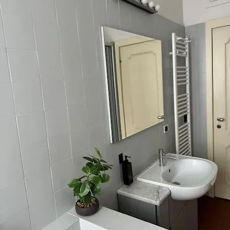 Ponthouse: Navigli, Iulm, Romolo *