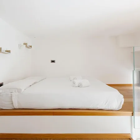 On 2 Levels Milan-crocetta M3! * Mediolan