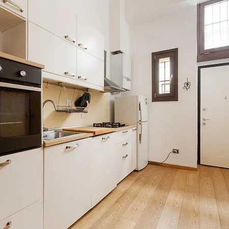 On 2 Levels Milan-crocetta M3! Apartament Mediolan