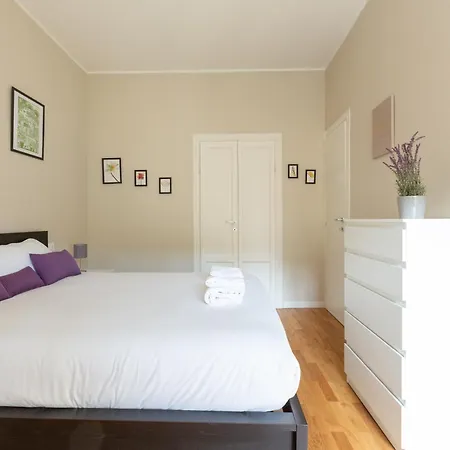 Easytopstay - Porta Romana Lovely * Milán