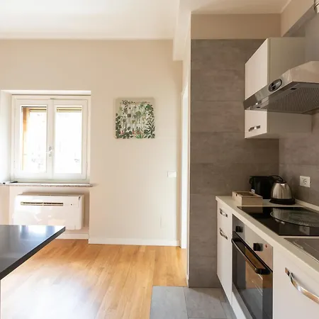 Easytopstay - Porta Romana Lovely * Milán