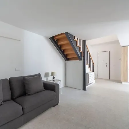 Loft-hosted By Sweetstay شقة *