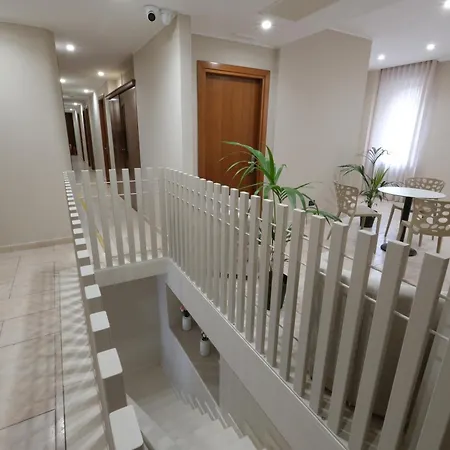 ヌオーヴォ メトロ 3* ミラノ