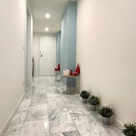 Sahi - Via Dei Ciclamini Mm1 Primaticcio, Stadio San Siro, Ospedale San Carlo Milan