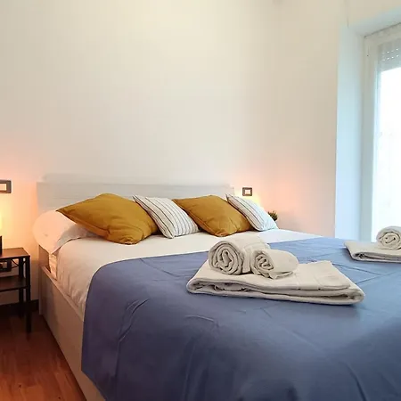 Sahi - Via Dei Ciclamini Mm1 Primaticcio, Stadio San Siro, Ospedale San Carlo *