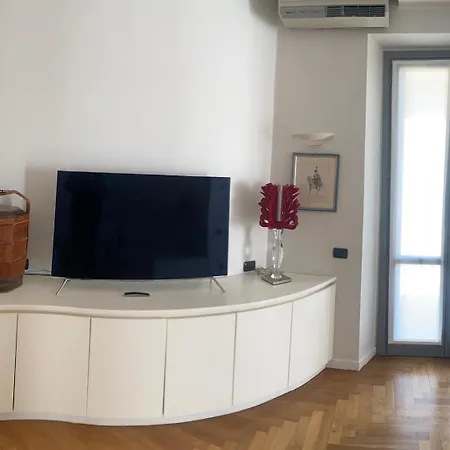 Apartment Lagrange *