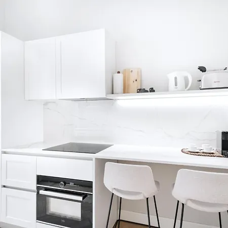 Apartment Easylife - Dimora Con Balcone In Porta Vittoria
