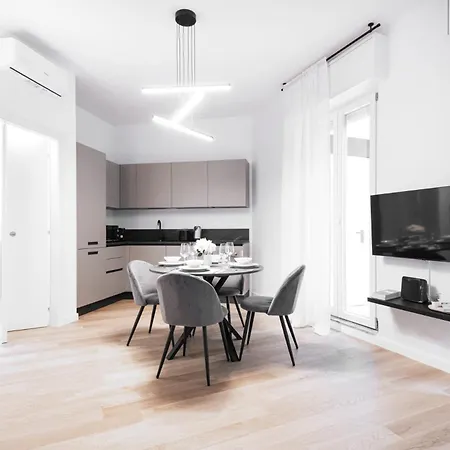 Easylife - Bellissimo Con Terrazzo * Milan