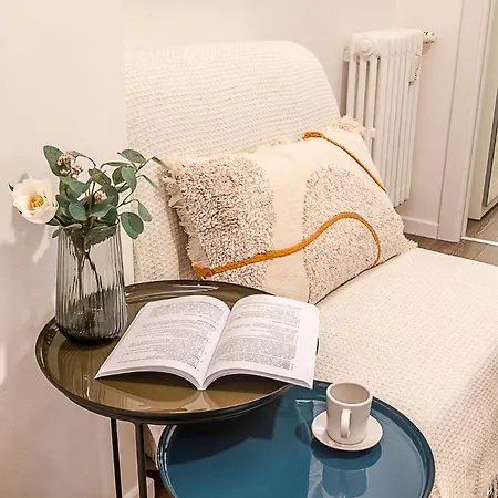 Apartment Stayeasy Petrella21 - 4 Bedrooms, 3 Baths - Station Milan