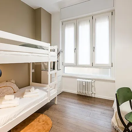 Stayeasy Petrella21 - 4 Bedrooms, 3 Baths - Station *