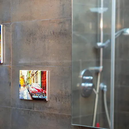 アパート Luxury In The Iconic Avenue Of ミラノ