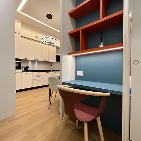 Smart House For Business Guests, 50m From Metro M4 Μιλάνο