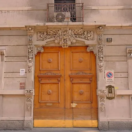 アパート Sobria Ed Elegante Casa Della Borghesia Milanese