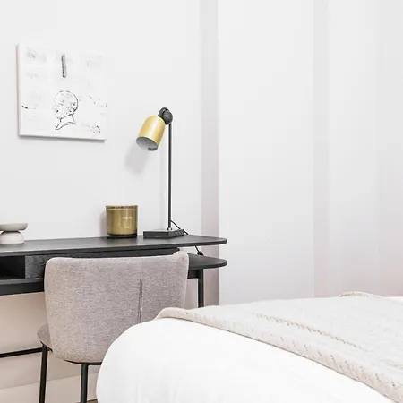 Apartment Easylife - Dimora Con Balcone In Porta Vittoria