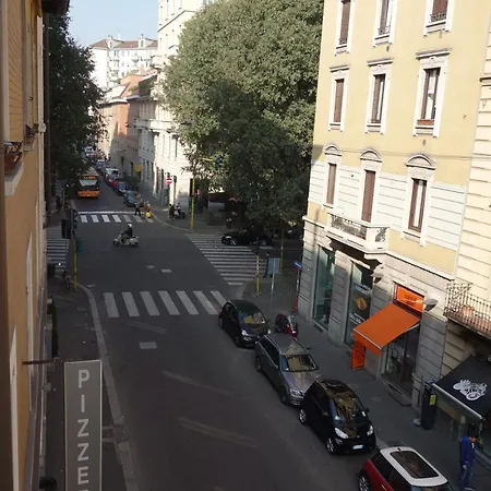 Charming Milanese Aparment Daire *