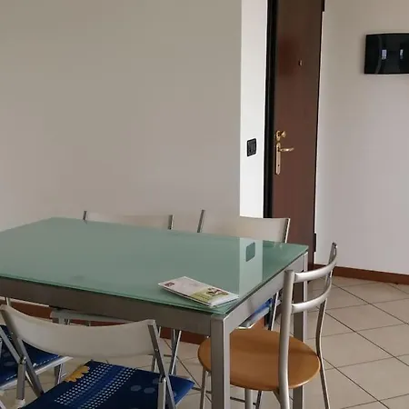 Moderno Ed Incantevole Vicino A Mm1 *