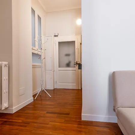Διαμέρισμα Cortivo House - Silva 45 Next To Metro Lotto *