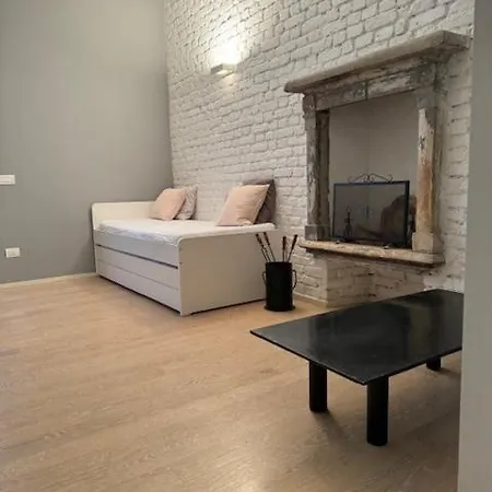 Apartment Isola Porta Nuova