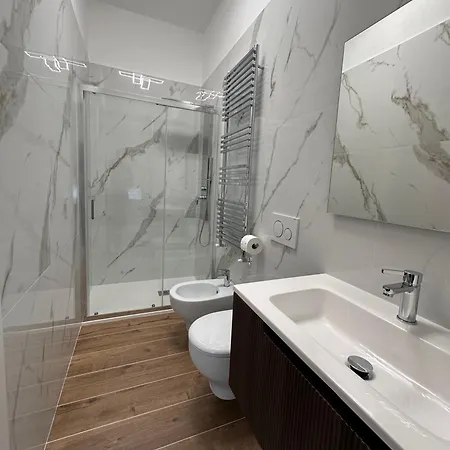 Domus - Skyline Piazzale Loreto 아파트 *