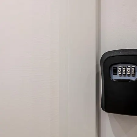 Bnbutler - Inbrera - Giulianova, 1 Gasthuis Milaan