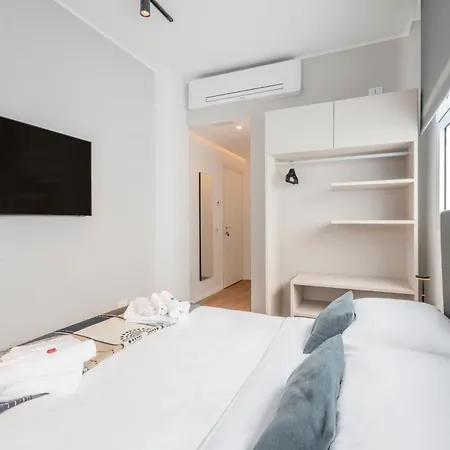 Bnbutler - Inbrera - Giulianova, 1 3* Milán