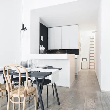 Easylife - Moderno In Moscova/brera Milan