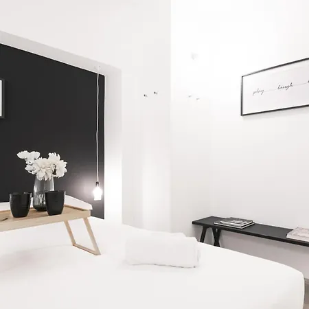 Easylife - Moderno In Moscova/brera Milan