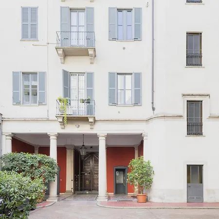 Easylife - - Italia 68 P5 - Porta Ticinese Appartement *