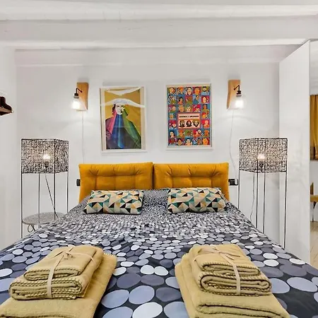 Garden, Charme And Luxury In The Center Of Milan