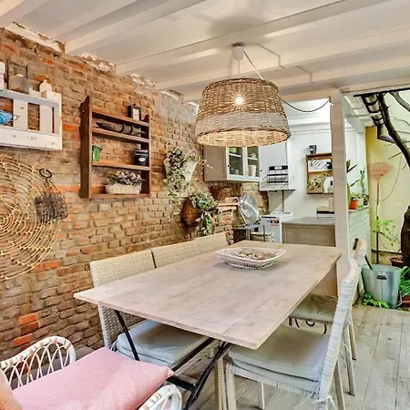Garden, Charme And Luxury In The Center Of *