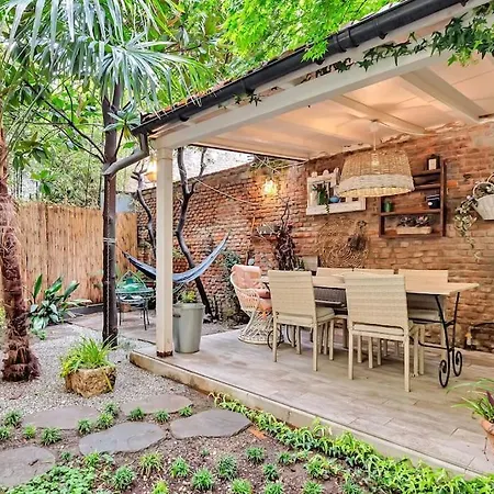 Garden, Charme And Luxury In The Center Of Hébergement de vacances Milan