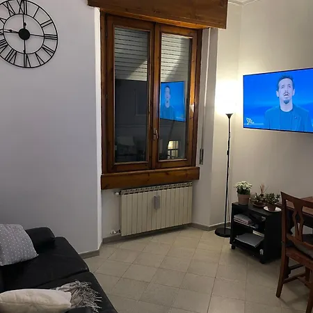Lägenhet Bilocale Zona Navigli Milano