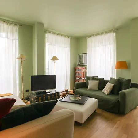 Moscova Open Space Close To Brera District *