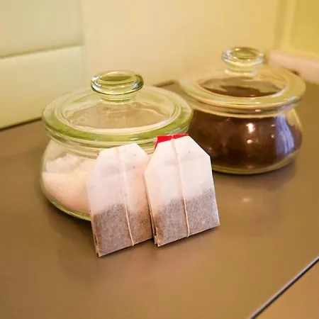 15min To Downtown Cozy Escape In