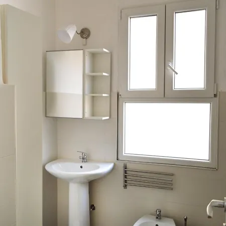 公寓 Joivy Mauri - Cosy Flats Near The Duomo *