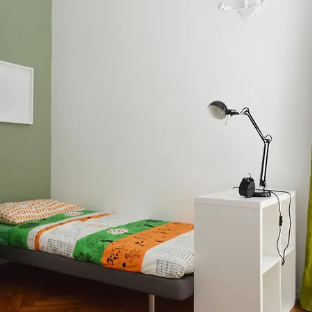 Joivy Mauri - Cosy Flats Near The Duomo Apartamento