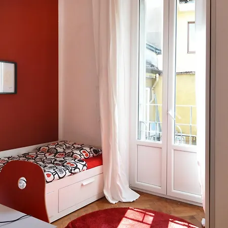 公寓 Joivy Mauri - Cosy Flats Near The Duomo 米兰