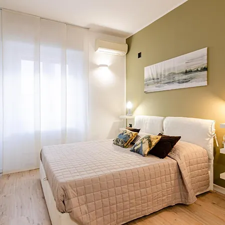 Design - Bezzi 79 מילאנו