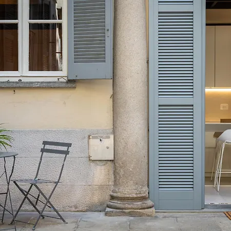 Via Cerva Luxury * Milano