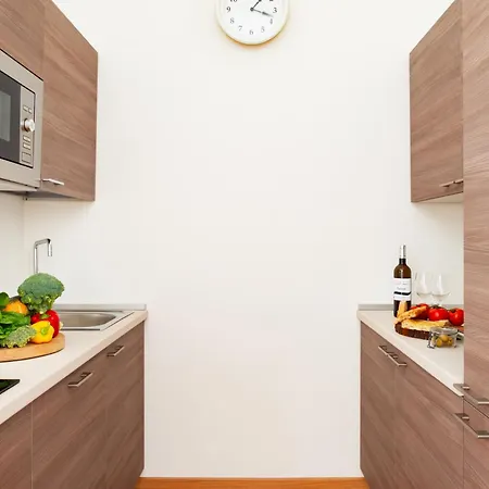 Moderno Multicomfort - Premuda Luxury * מילאנו