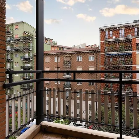 Deluxe With Free Wifi And Netflix * Milano