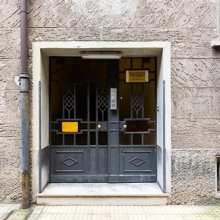 Titty House - Crocetta Mailand