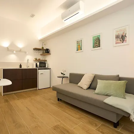 Duomo 10 Min - Cozy With Netflix & Wifi