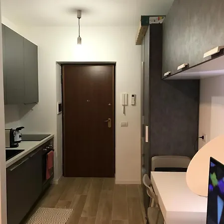 Porta Venezia Small House アパート