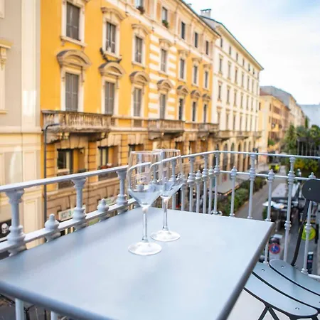 Porta Venezia - Design Con Balcone - 55mq شقة ميلان