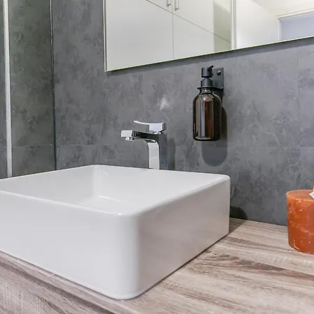 Twin - Cozy Chic In Santa Sofia Mm4 Affittacamere